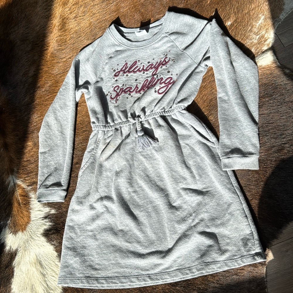 Always sparkling sweatshirt material dress! Youth S